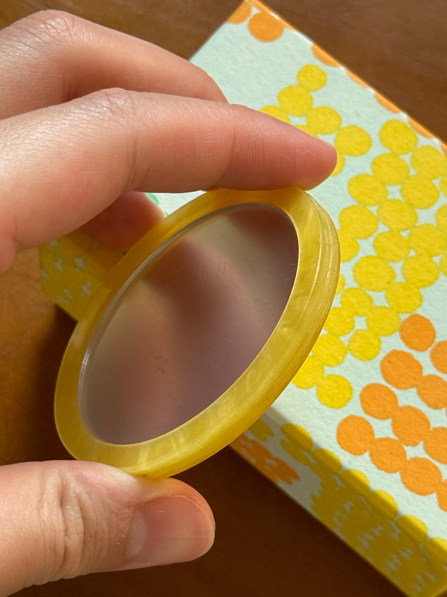 黃色極光隨身鏡